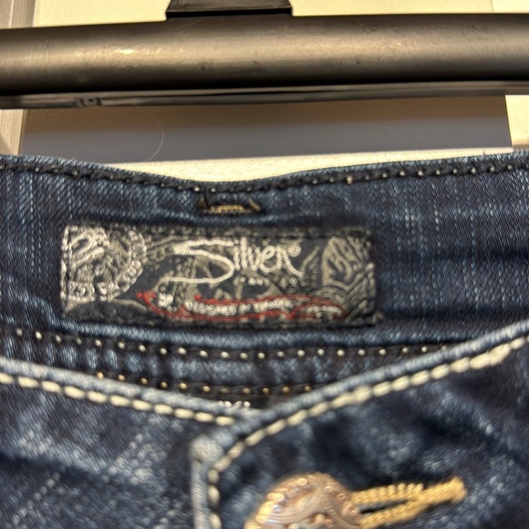 Jeans - Picture 3 of 6
